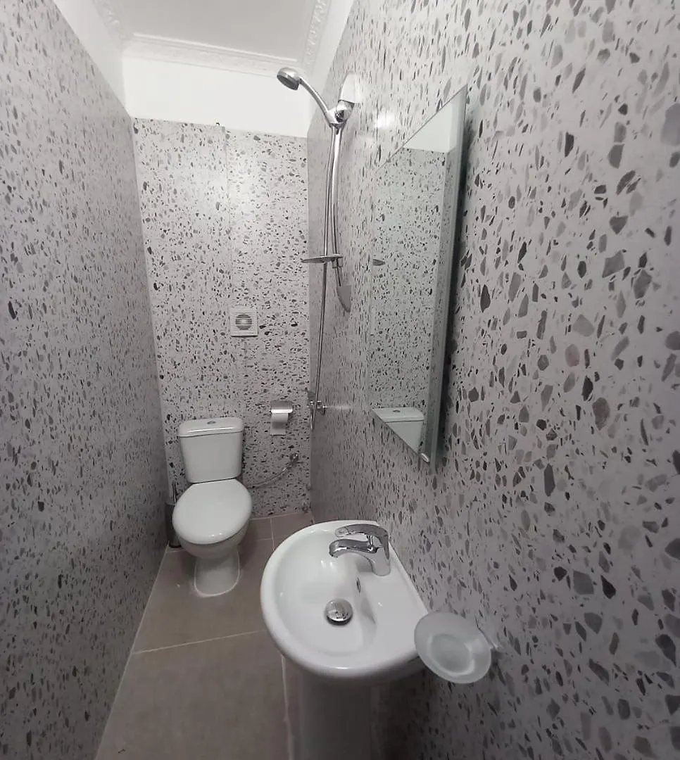 Eriks Rooms Tirana Penzion
